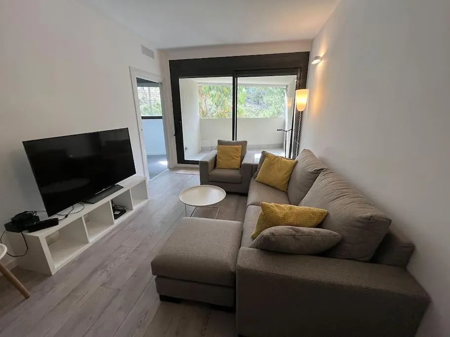 Apartment Nuevo, Espacioso Y Confortable Con Pkg Y Piscina Tossa de Mar