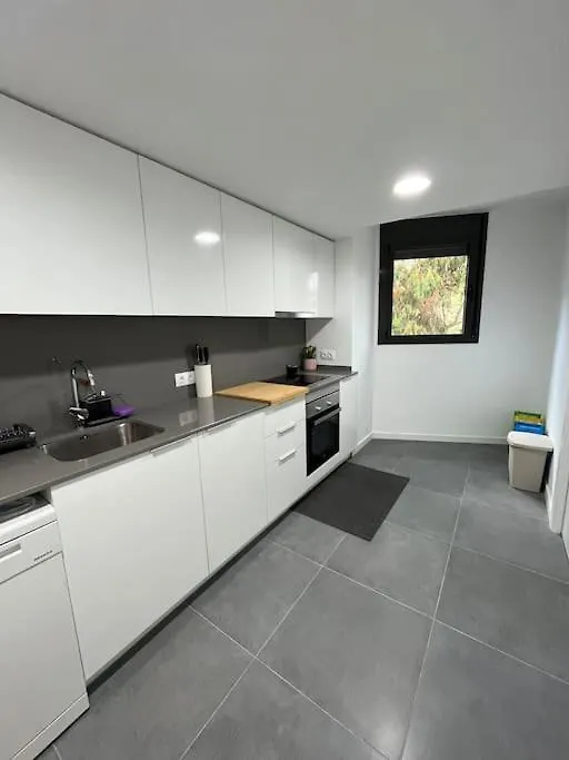 Nuevo, Espacioso Y Confortable Con Pkg Y Piscina Tossa de Mar Apartment